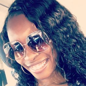 Meet your Posher, Makala